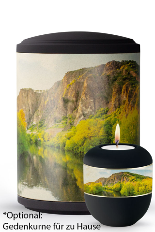 Seeurne zylindrisch Felsenufer Motiv auf Pflanzenfaser