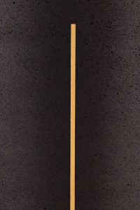 Linie Symbol gold für Urne aus Kohle